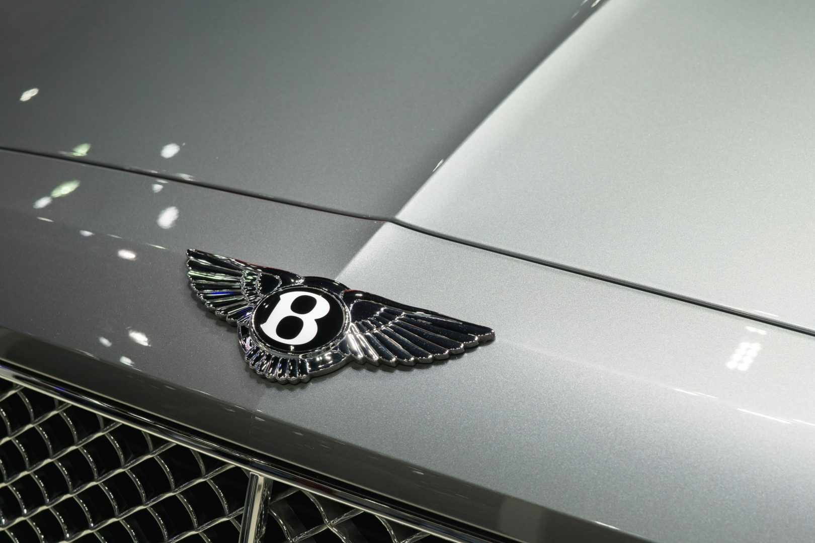 Bently Car Logo